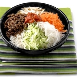 Recept na korejskou míchanou rýži se zeleninou | Philips