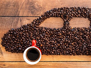 Káva může sloužit jako palivo auta