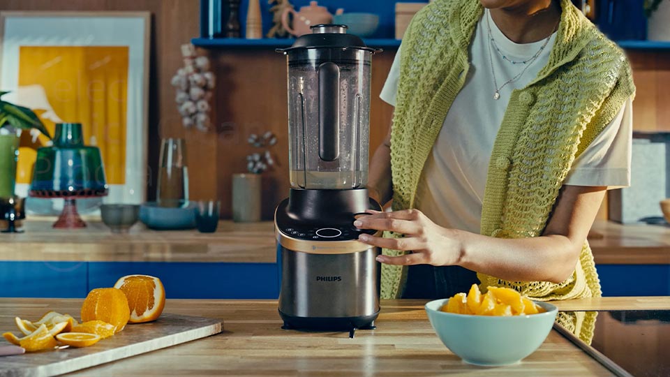 Návod na čištění mixéru Philips Flip&Juice pro přípravu šťávy.