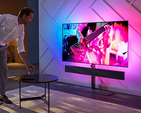 Vyzkoušejte televizor Philips Ambilight